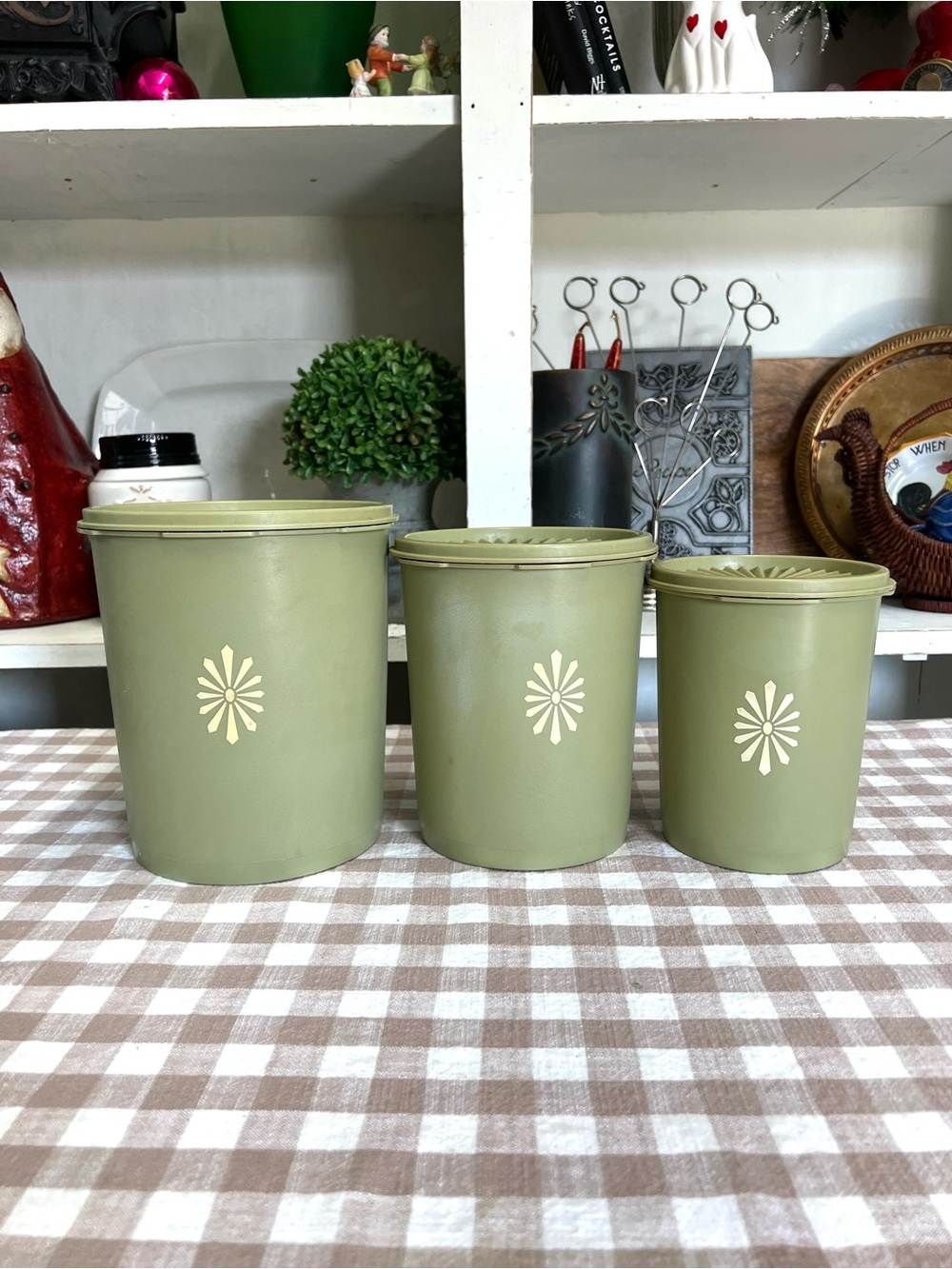 Vintage Tupperware canisters green starburst retro grandma core